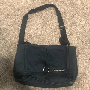 ABERCROMBIE messenger bag